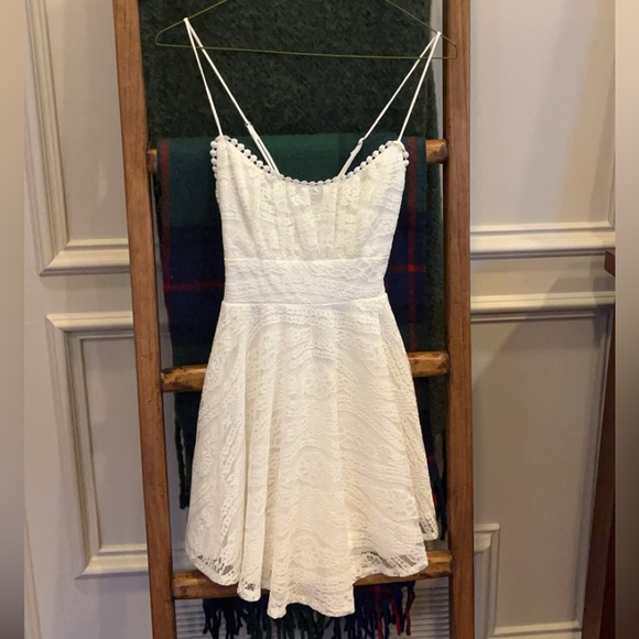 Hello Molly Sun Dress - Picture 1 of 3